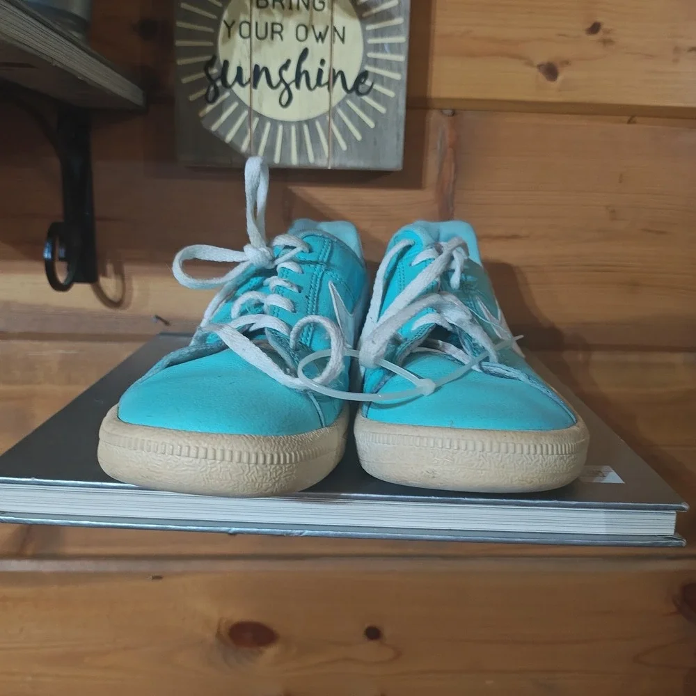 nike court royale Youth size 4.5 shoes blue‎ comfort athletic sneakers Teal